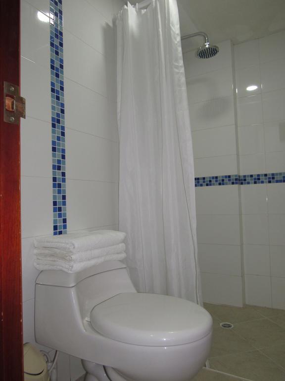 Hotel Getsemani Bga Bucaramanga Oda fotoğraf